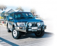 Передний силовой бампер ARB Sahara для Nissan Patrol Y61 до 2004 г